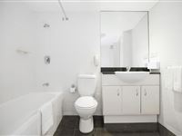1 Bedroom Apartment - Mantra Parramatta